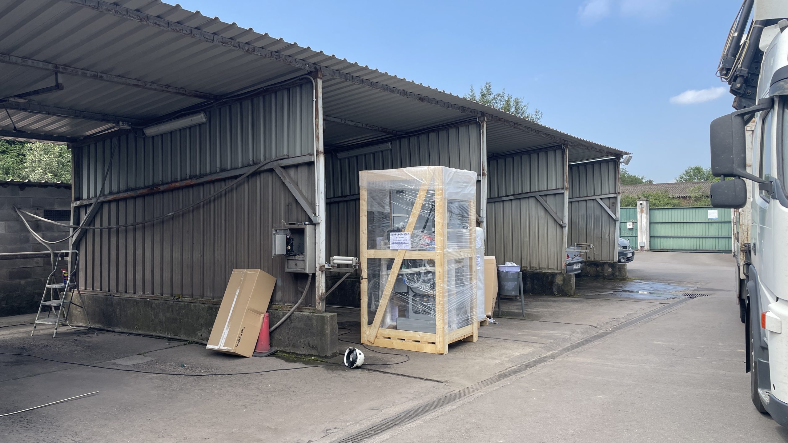 Comienza la instalación de las nuevas máquinas de lavado